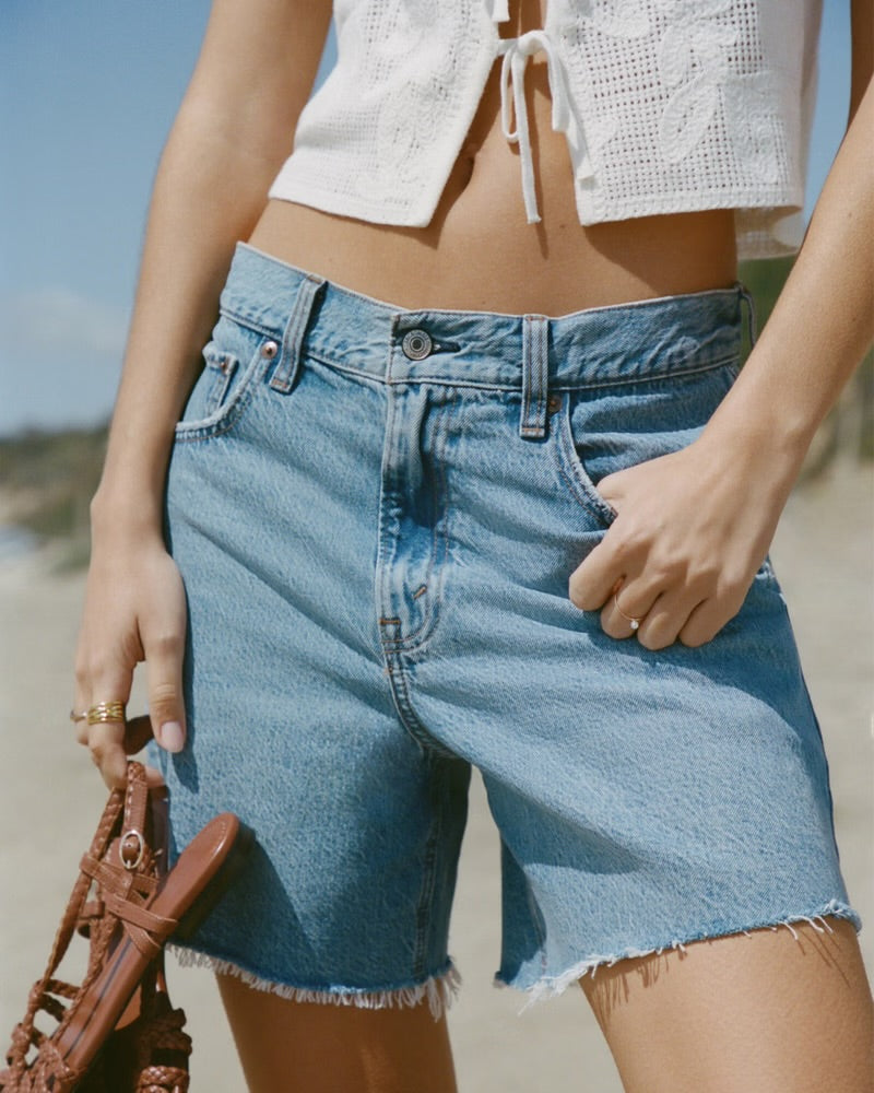 Abercrombie & Fitch High Rise Loose Short In Medium
